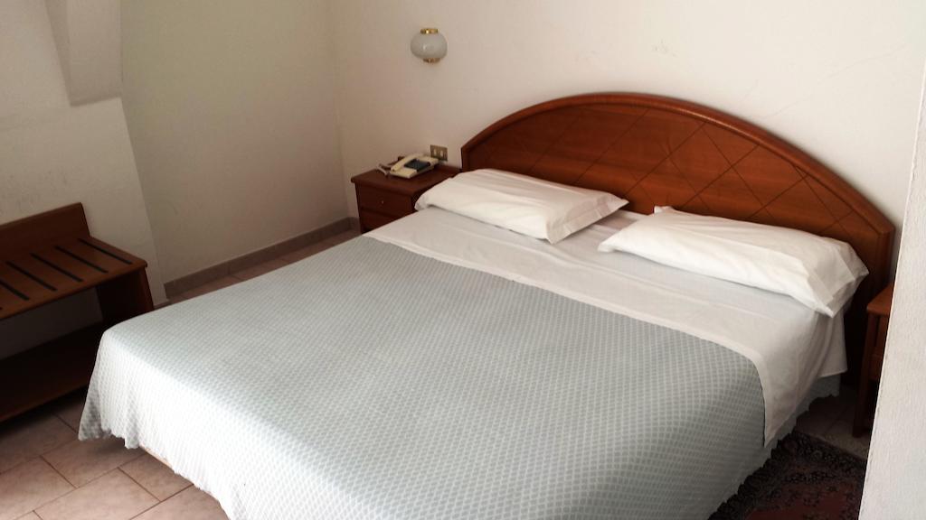 Hotel Eden Sanremo Bilik gambar