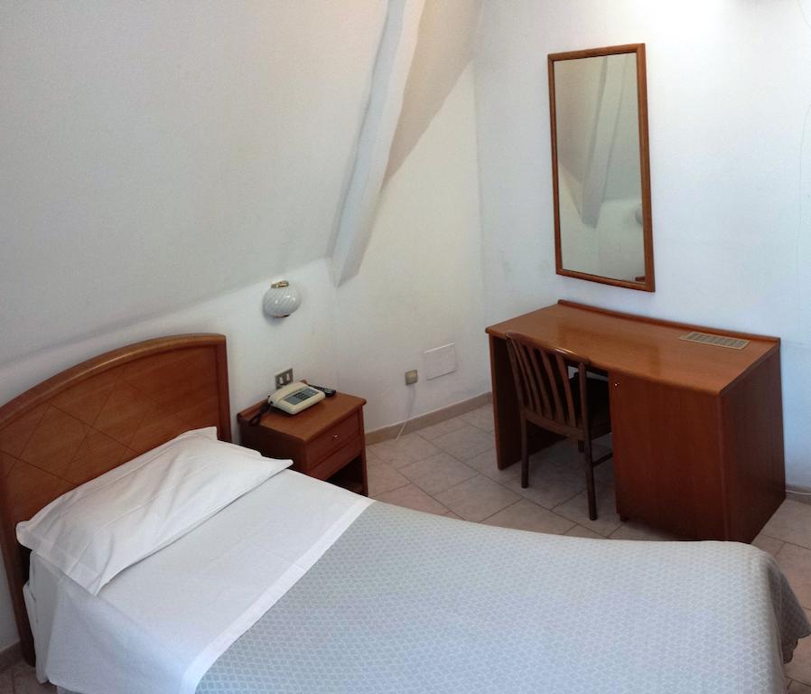 Hotel Eden Sanremo Bilik gambar