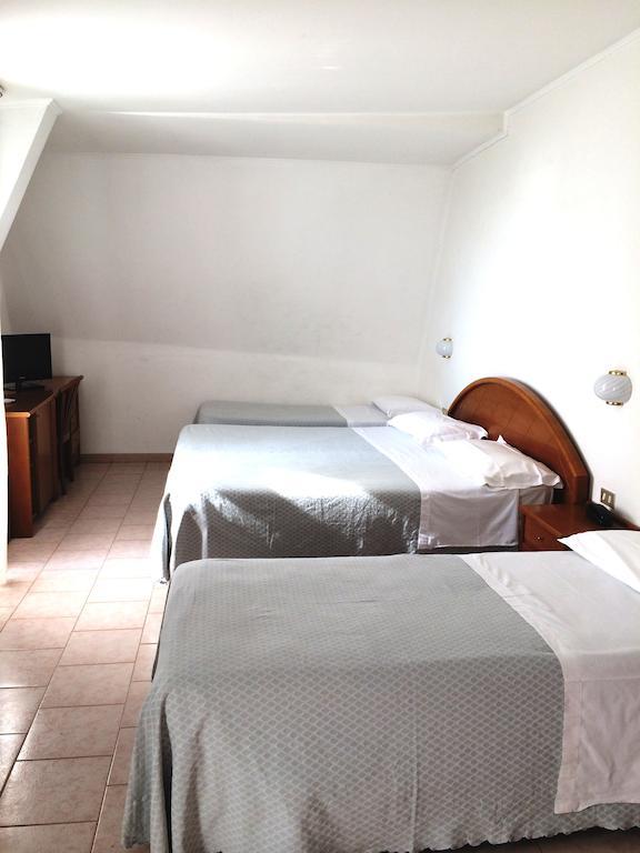 Hotel Eden Sanremo Luaran gambar
